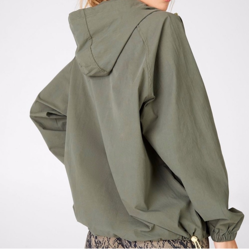 Fabletics Jordan Woven Jacket - Picture 2 of 7